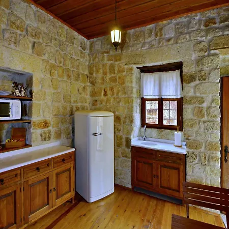 Hotel Esbelli Evi Cave