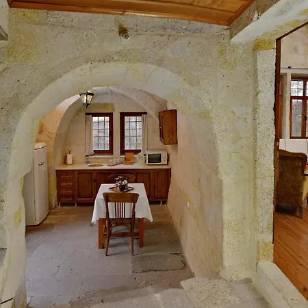 Hotel Esbelli Evi Cave 3*