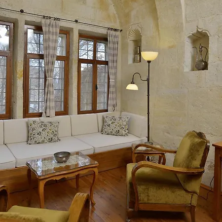 Esbelli Evi Cave Hotel