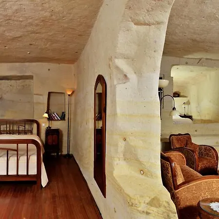 Esbelli Evi Cave Hotel 3*